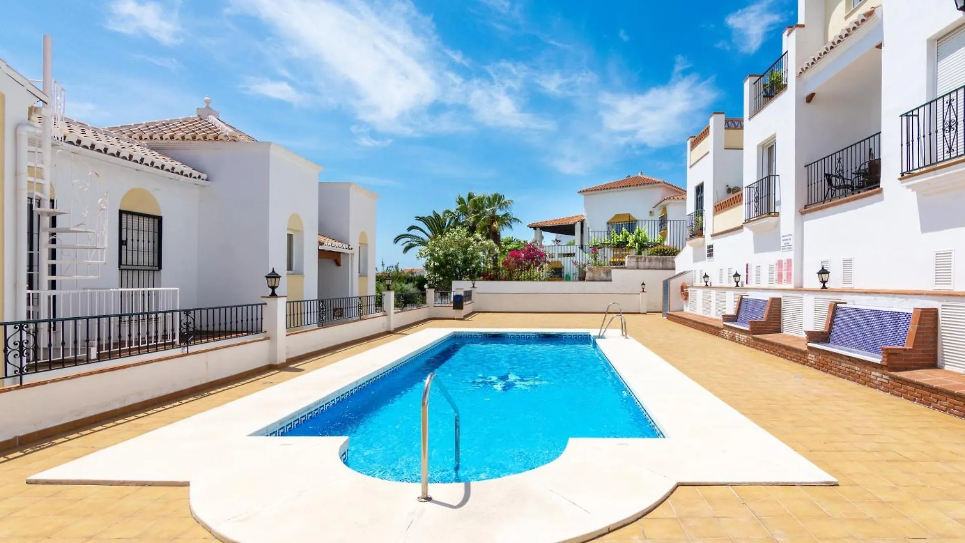 شقة Apartamento 2 Dormitorios Con Vistas Al Mar نيرخا
